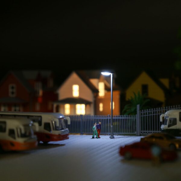 N scale metal street lights